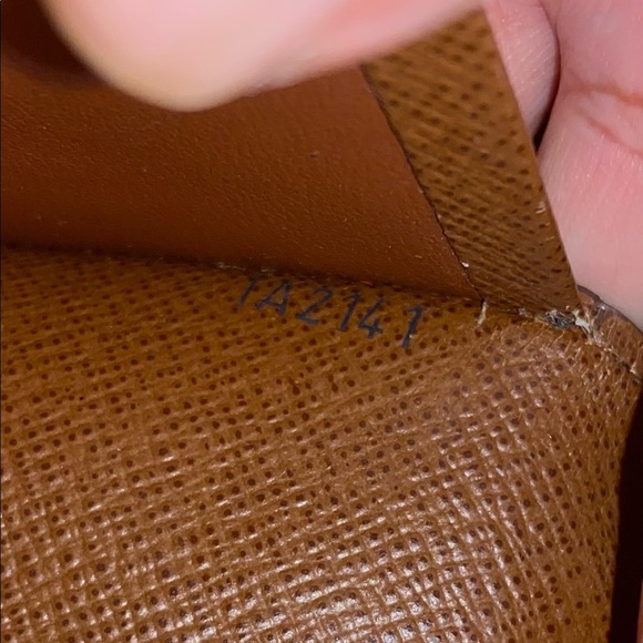 LV Monogram Brazza Wallet #1 - Picture 10 of 13